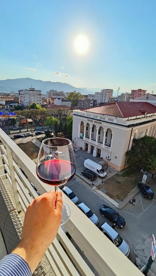 Appartamento Aria Con Vista Sul Teatro Migjeni ชโคเดอร์ ภายนอก รูปภาพ